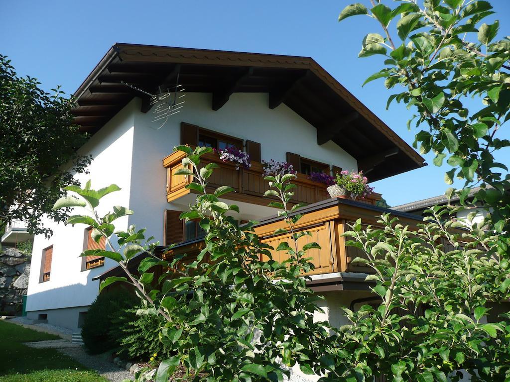 Vila Haus Rosi Uttendorf Pokoj fotografie